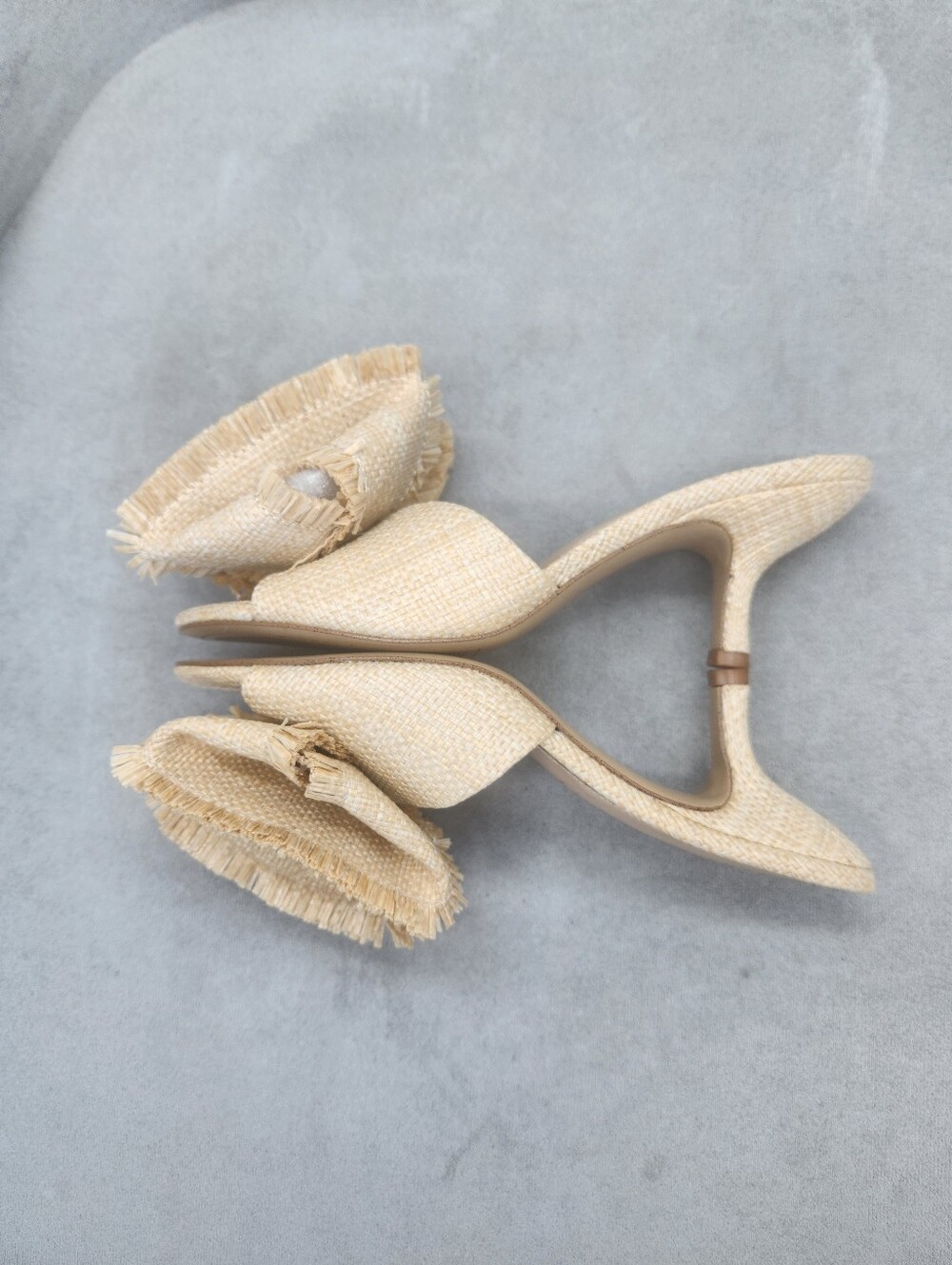 Gianni Bini Mules 8.5 Nude Beige Raffia Le Cadeau Kitten Heel Chunky Bow New$100 - Picture 4 of 16